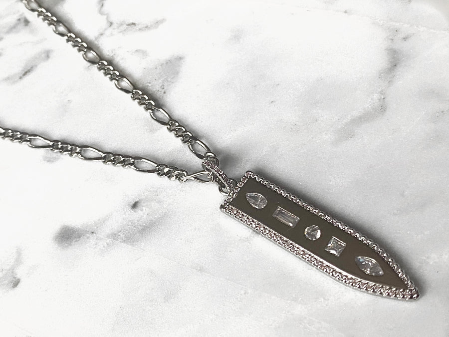 Vita Necklace