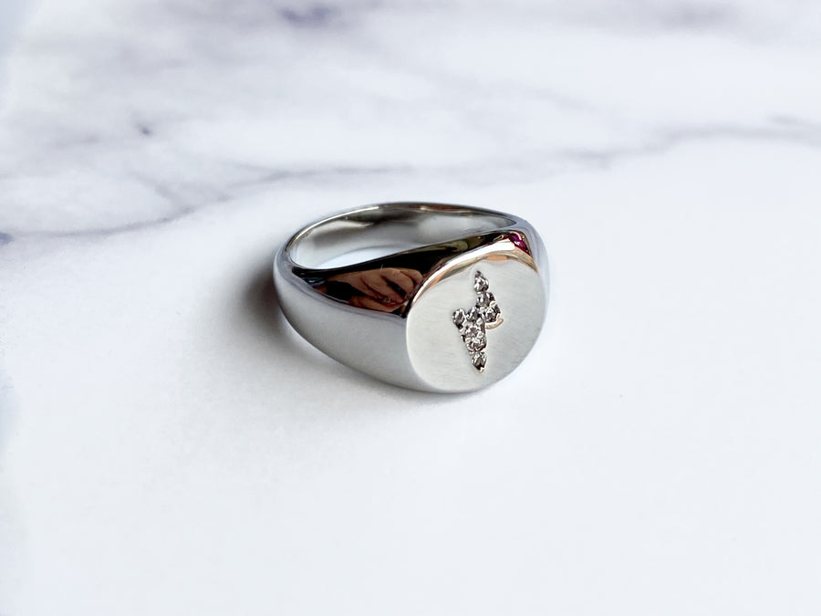 Bolt Signet Pinky Ring